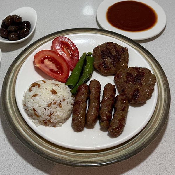 Karışık Köfte
